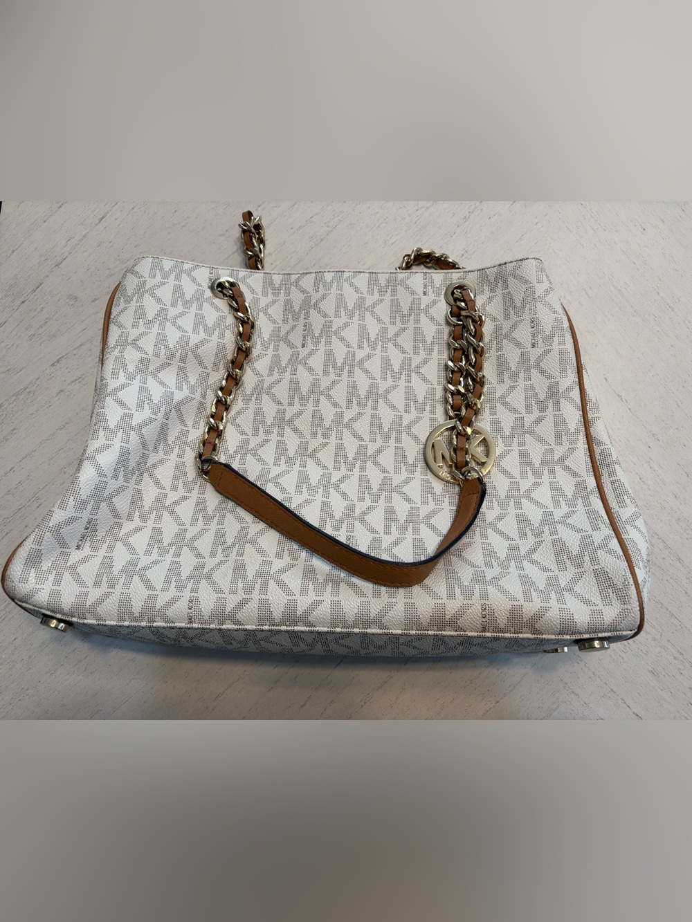 Michael Kors Monogram Set